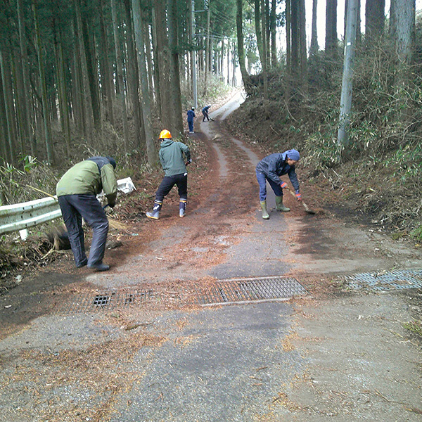 植林・地域（道普請）のお手伝い